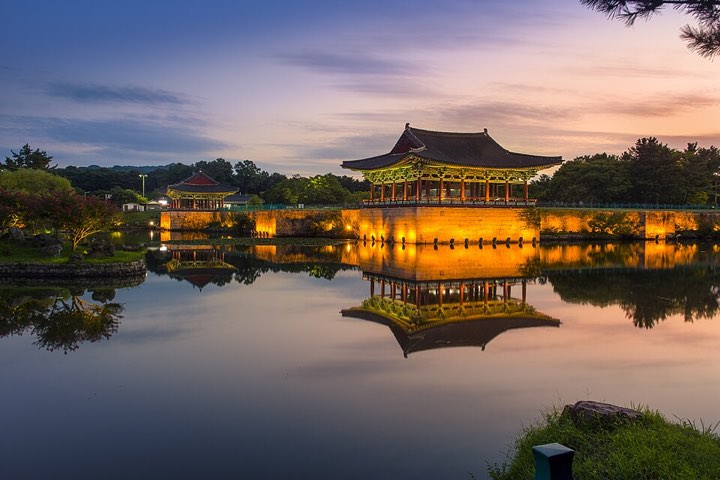 동궁과 월지(안압지) — 통일신라 왕실의 별궁